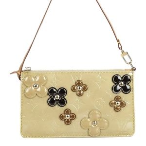 Louis Vuitton pochette Fleurs